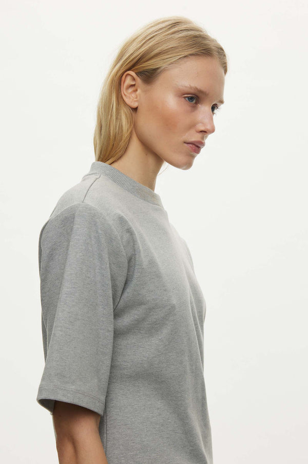 Oval Square Lana Tee