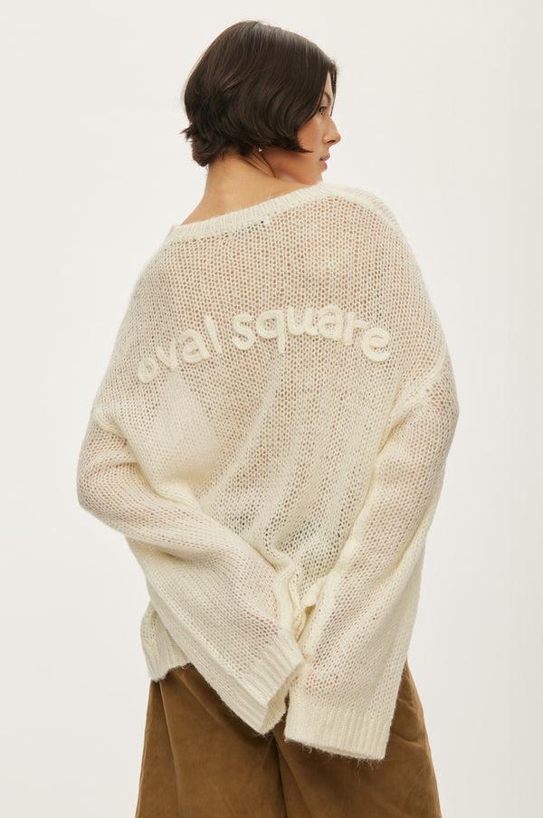 Oval Square Light Oversized Knit