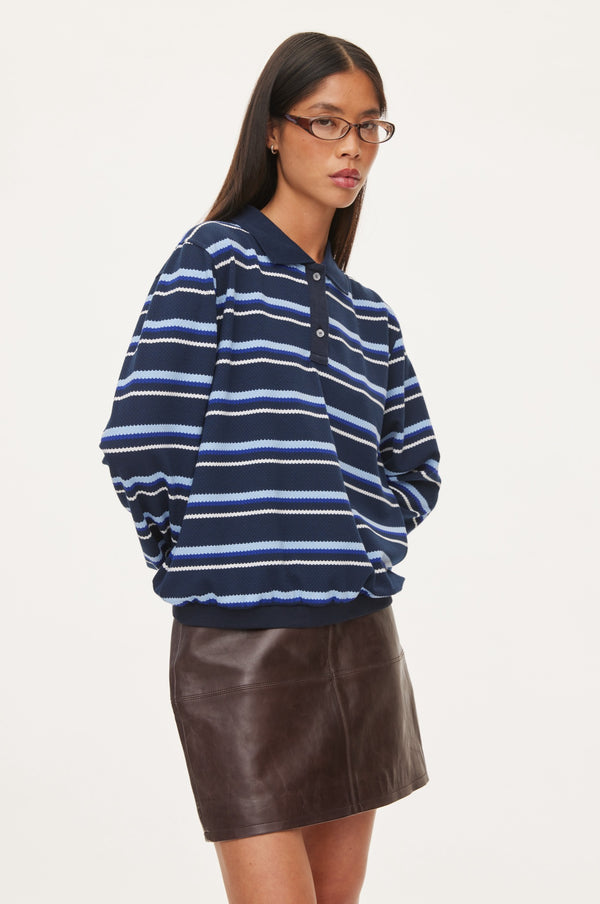 Oval Square Martina Polo