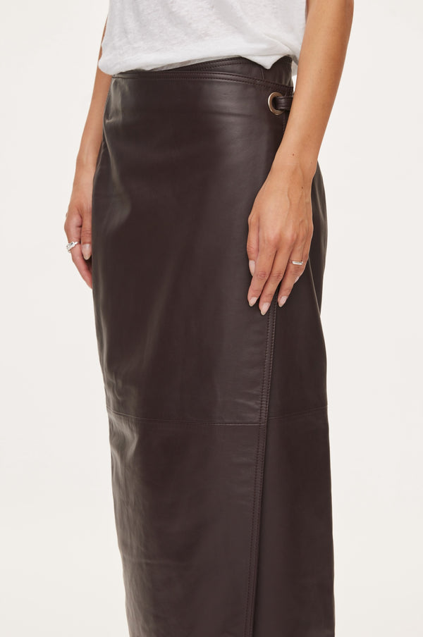 Oval Square Reflection Leather Skirt