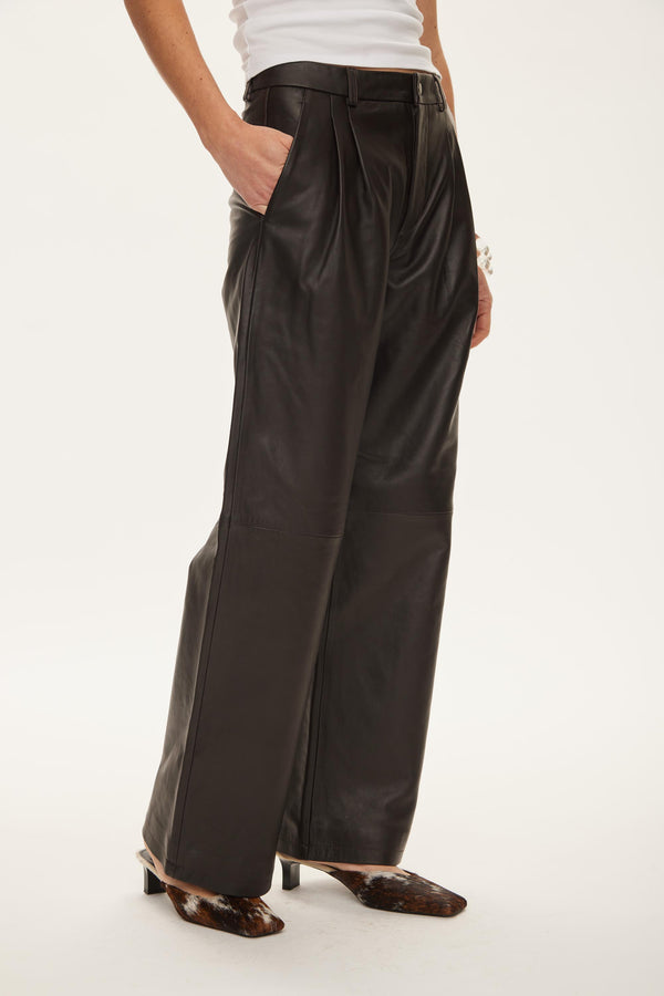 Oval Square Roy Leather Trousers