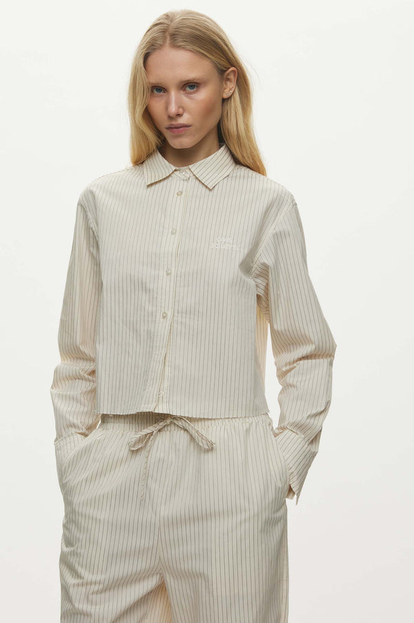 Oval Square Sava Cropped Shirt