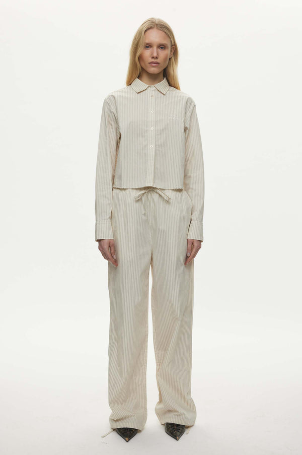 oval square Sava Cropped Shirt