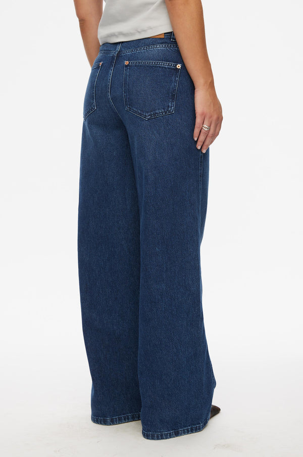 Oval Square Stereo Jeans 0102