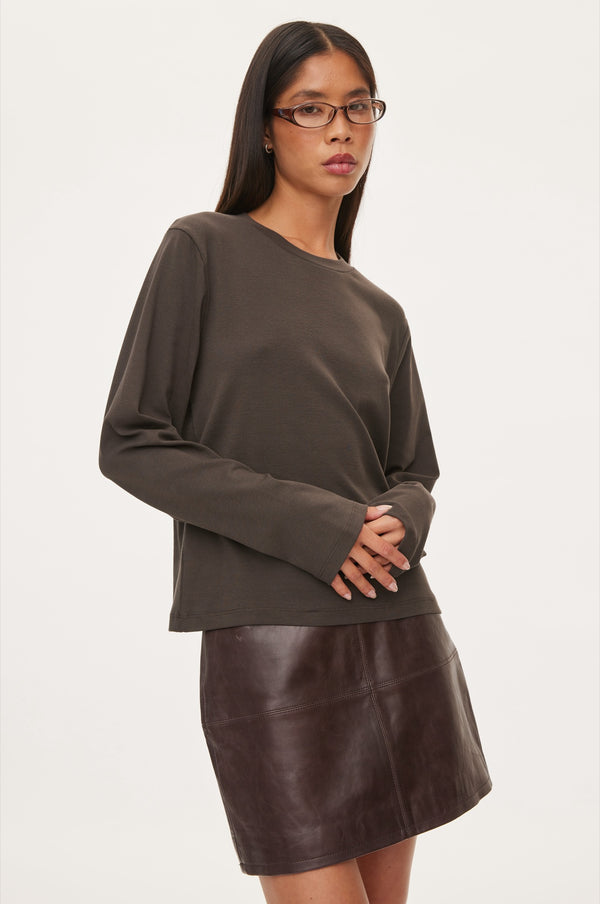 Oval Square Willa LS Tee