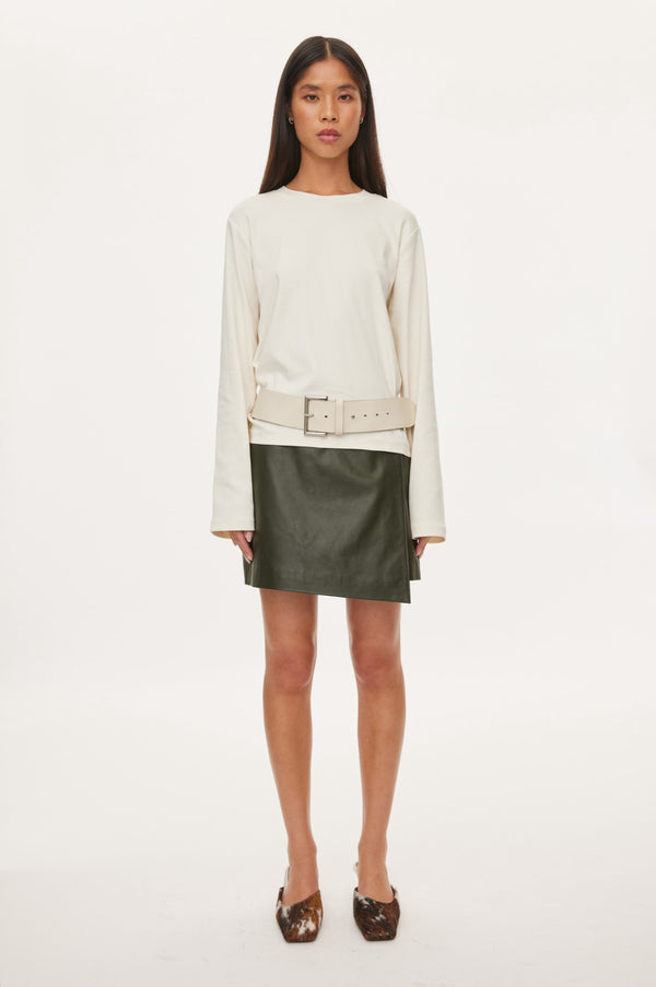 oval square Willa LS Tee