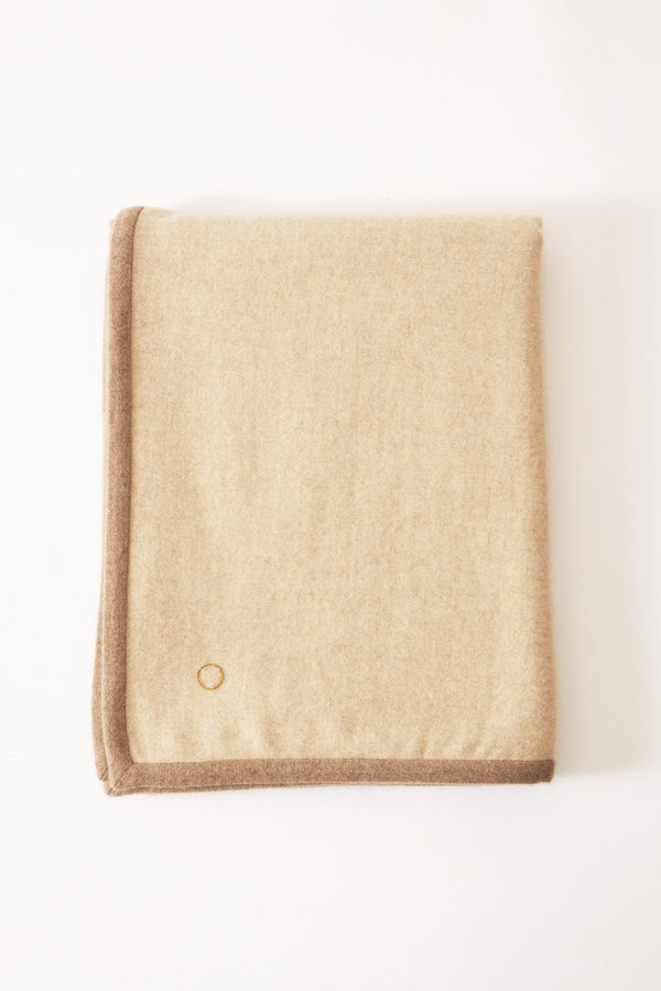 Oyuna Arteno Throw Soft Grey & Taupe