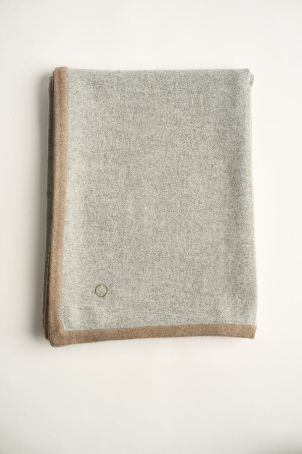 oyuna Arteno Throw Soft Grey & Taupe