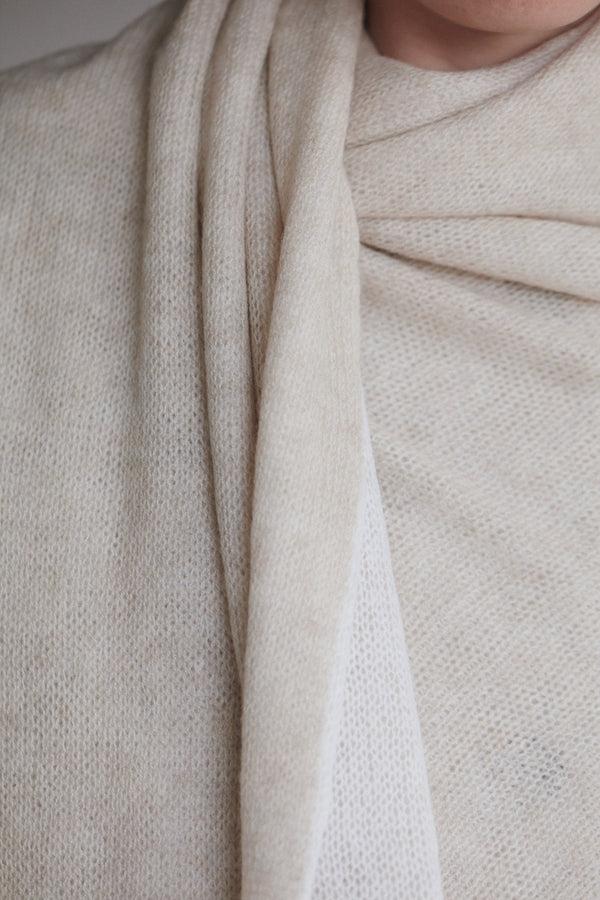 Oyuna Dia Shawl Feather & Ivory