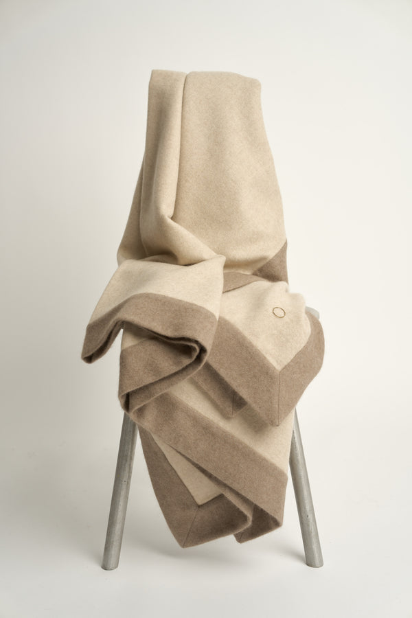 Oyuna Etra Throw Beige & Taupe