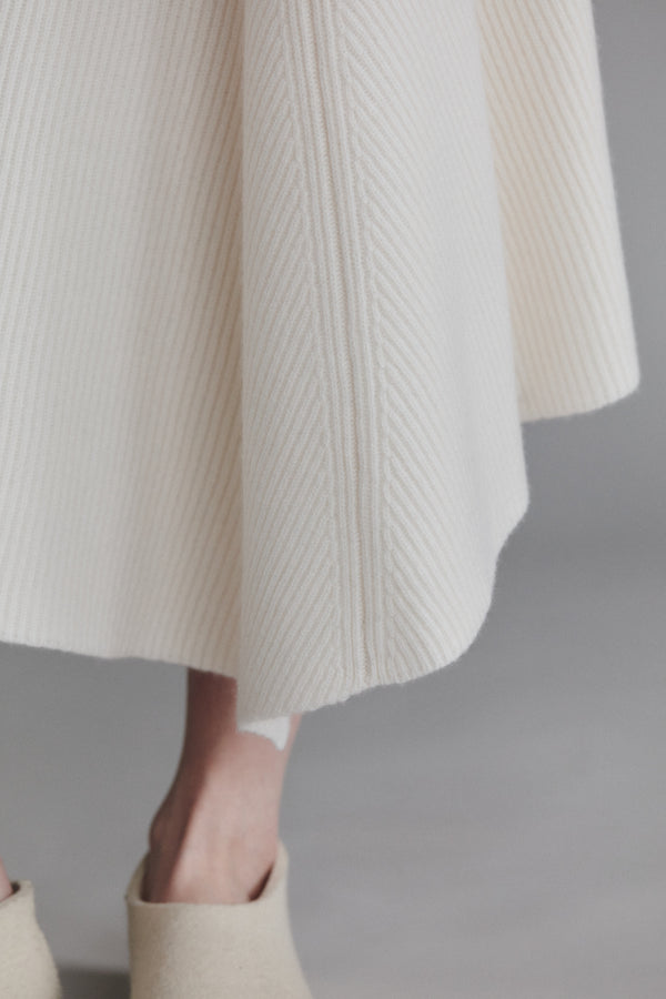 Oyuna Kesari Skirt Ivory