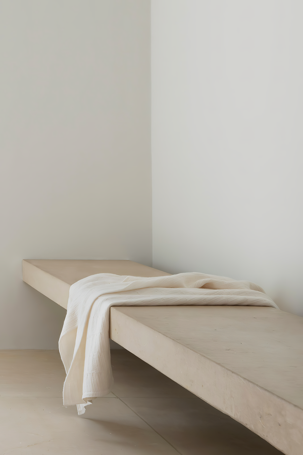 Oyuna Lake Throw In Ivory