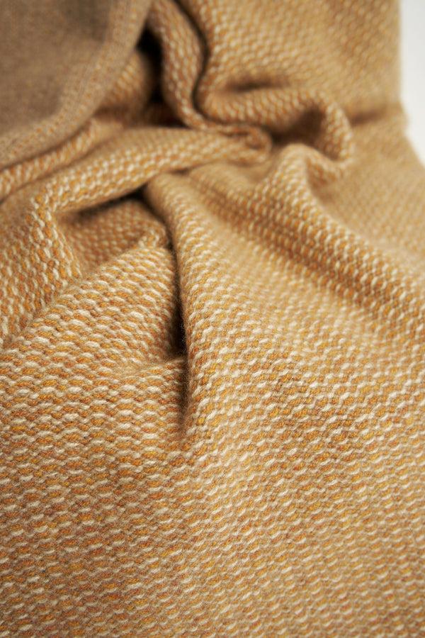 Oyuna Quadro Throw Honey & Taupe