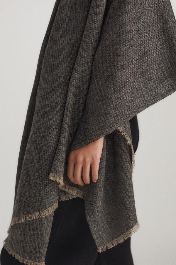 Oyuna Saan Wrap Charcoal & Taupe