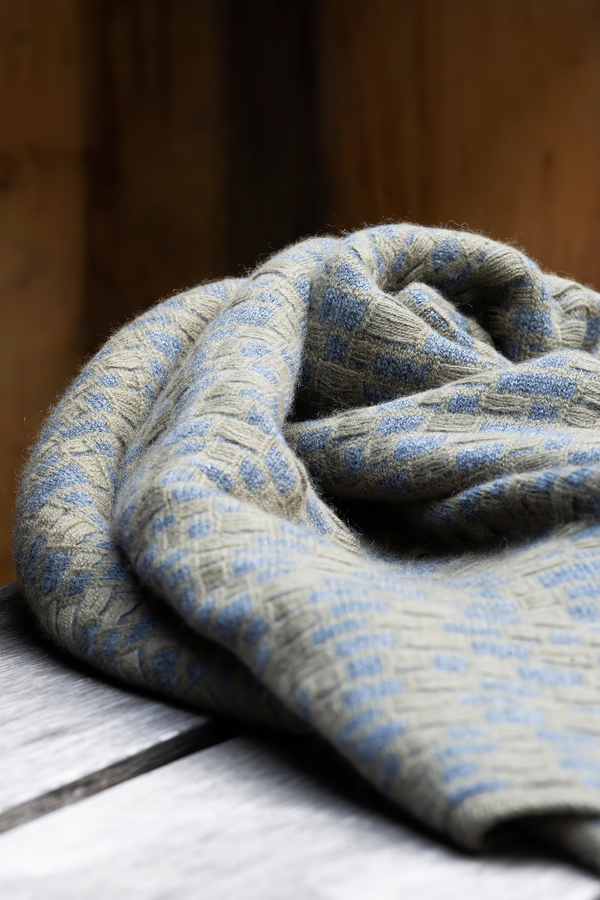 Oyuna Stone Throw In Moss & Slate