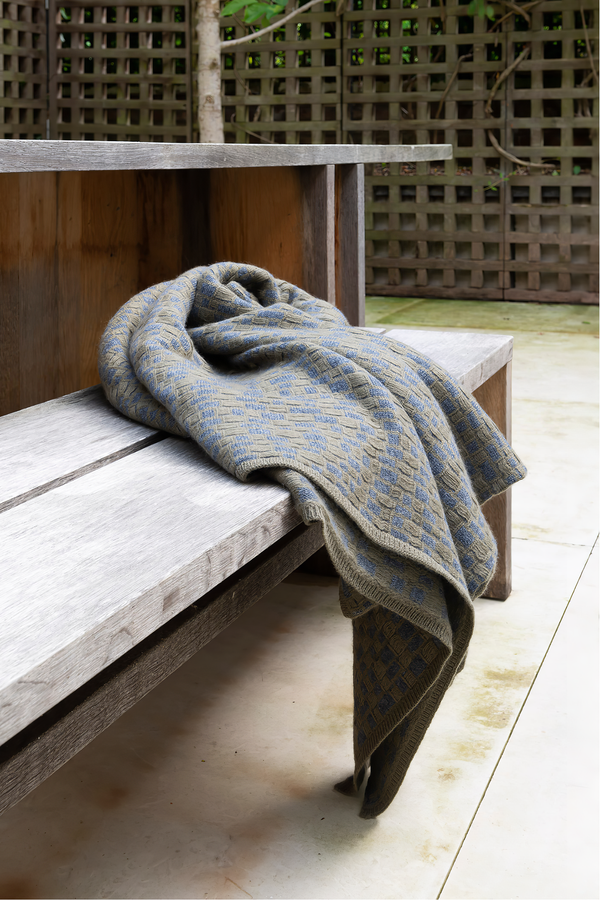 oyuna stone throw in moss & slate