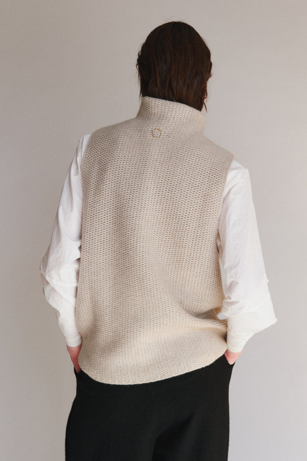 Oyuna Toa Top Feather