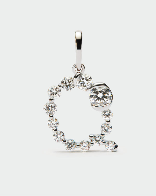 p d paola Diamonds and white gold Q initial pendant