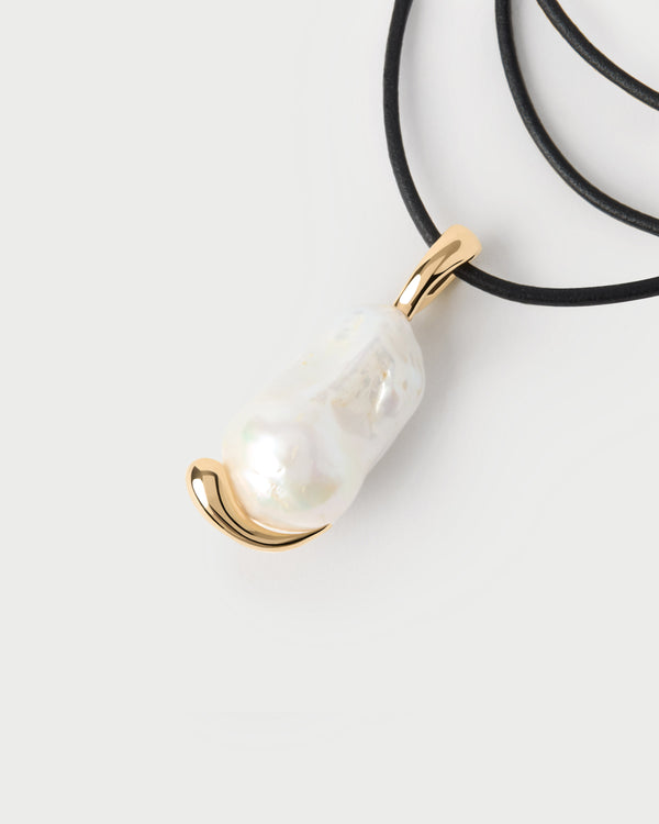 P D Paola La Perla Pendant