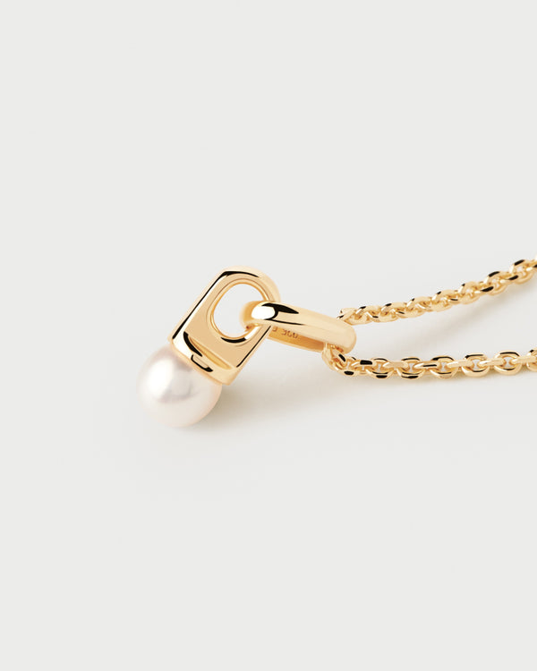P D Paola Pearl Pendant