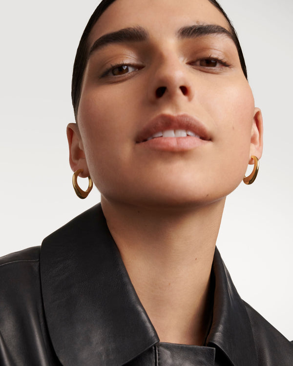 P D Paola Riba Hoops