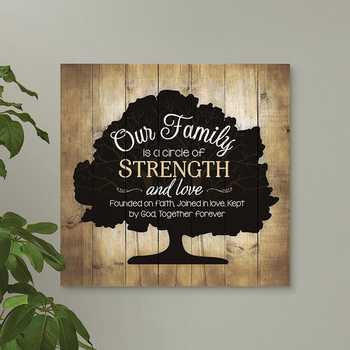 p. graham dunn Pallet Decor - Our Family