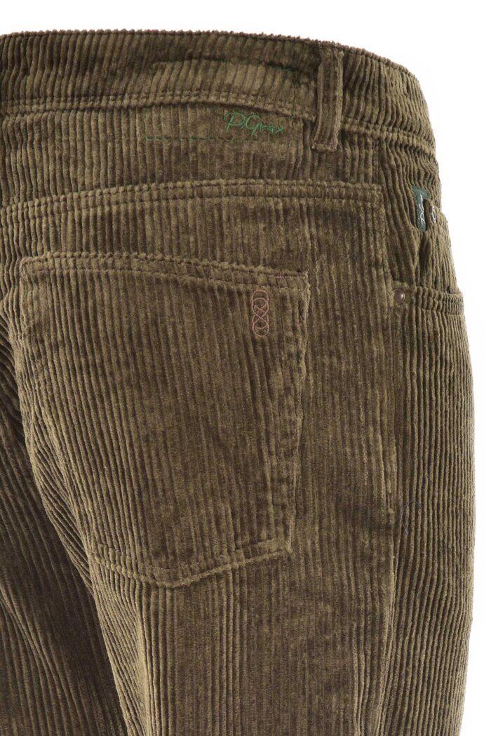 P. Grax Blacksmith V5GRN Cropped Fit