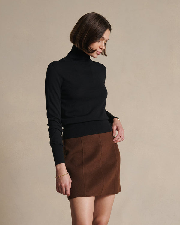 P. Johnson Cass Merino Roll Neck - Black