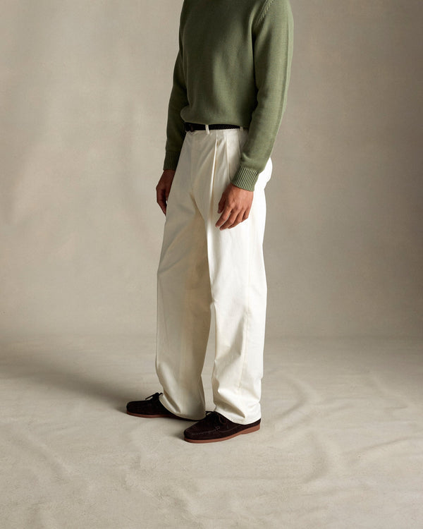 P. Johnson Classic Chino - Off White