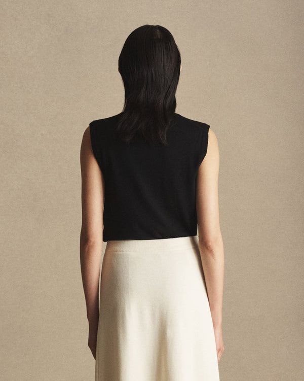 P. Johnson Essie Merino Turtle Neck - Black