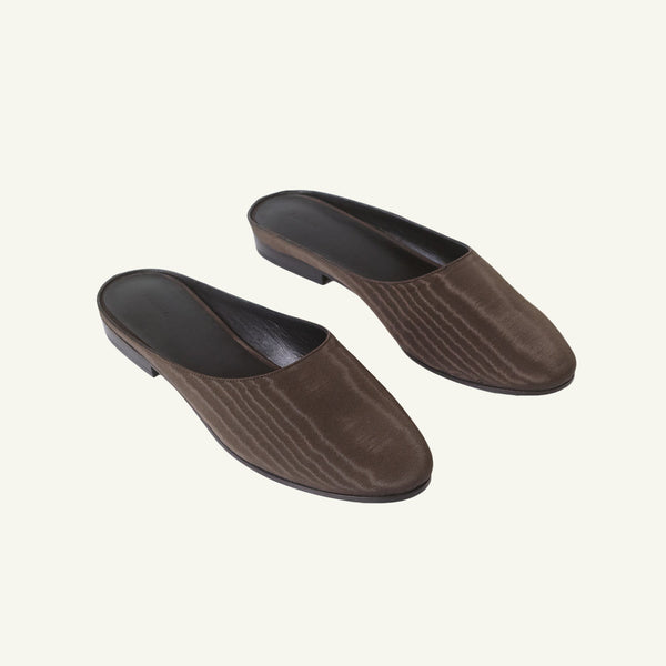 P. Johnson Moire Femme Mule - Chocolate