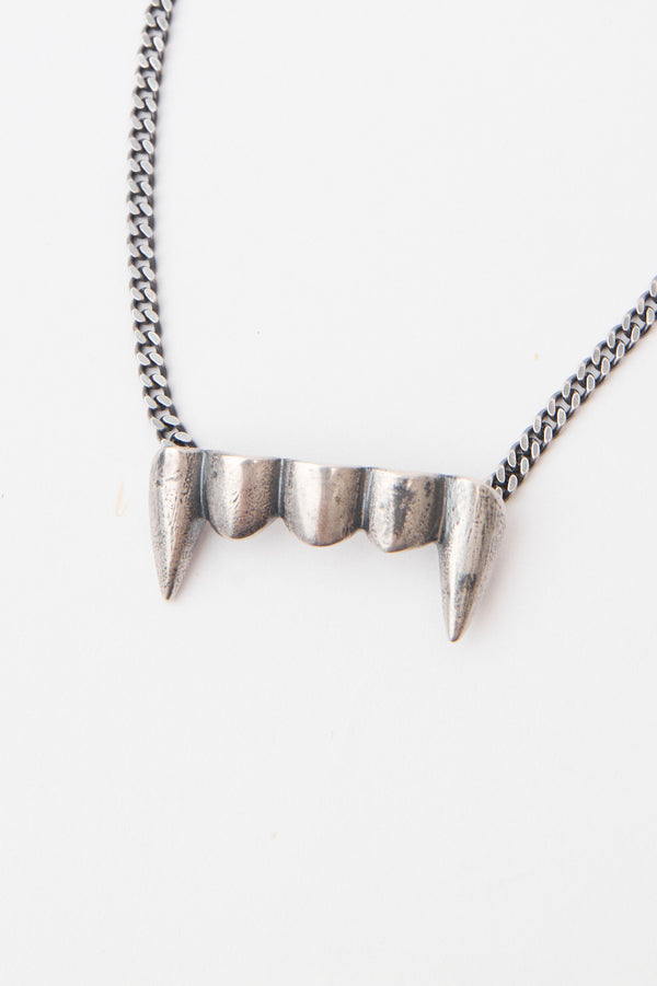 P.a.m. Perks And Mini FANGZ NECKLACE OXIDISED SILVER CPL