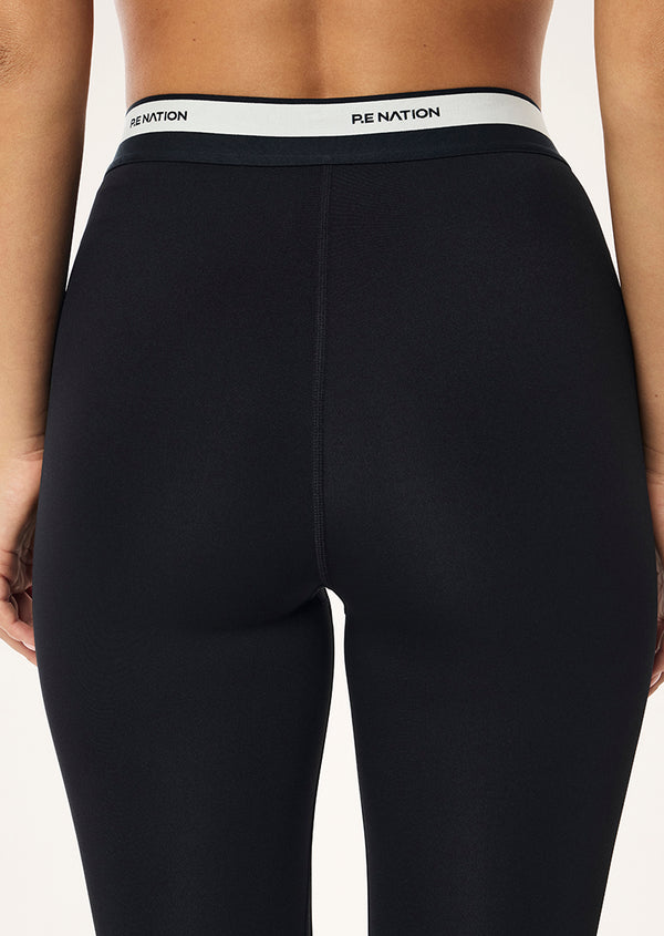 P.e Nation Avant Full Length Legging In Black & Whisper White