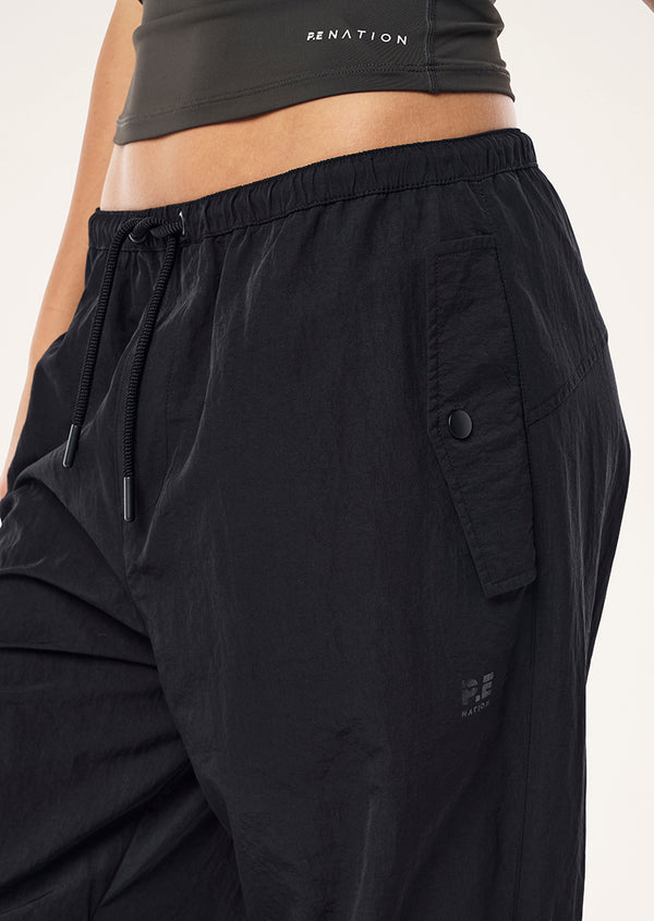 p.e nation Discovery pant in black
