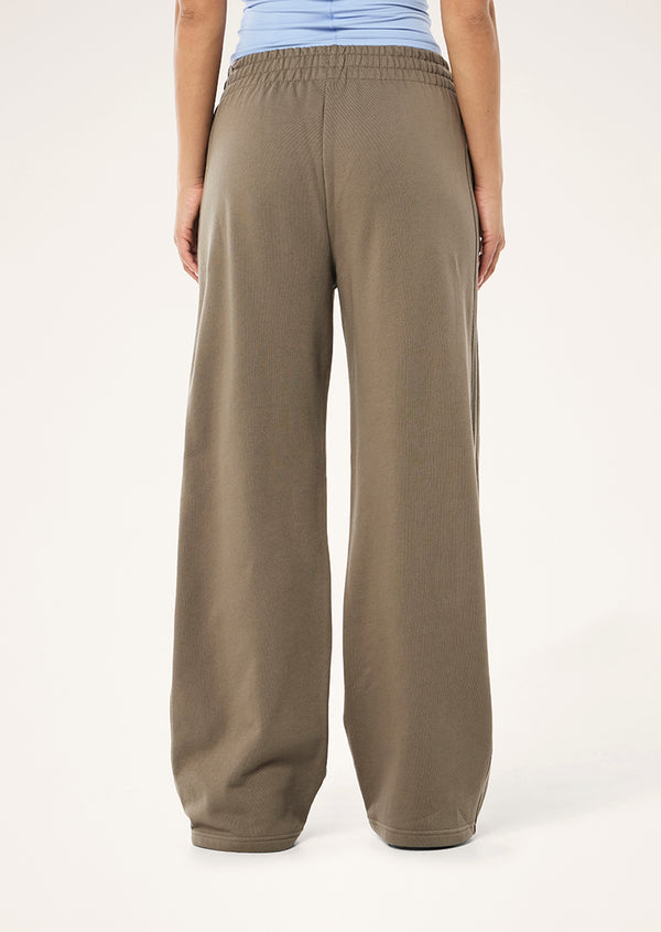 P.e Nation Kite Trackpant In Fawn
