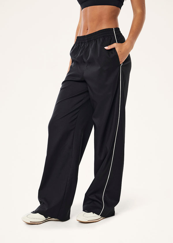 p.e nation Paradiso pant in black