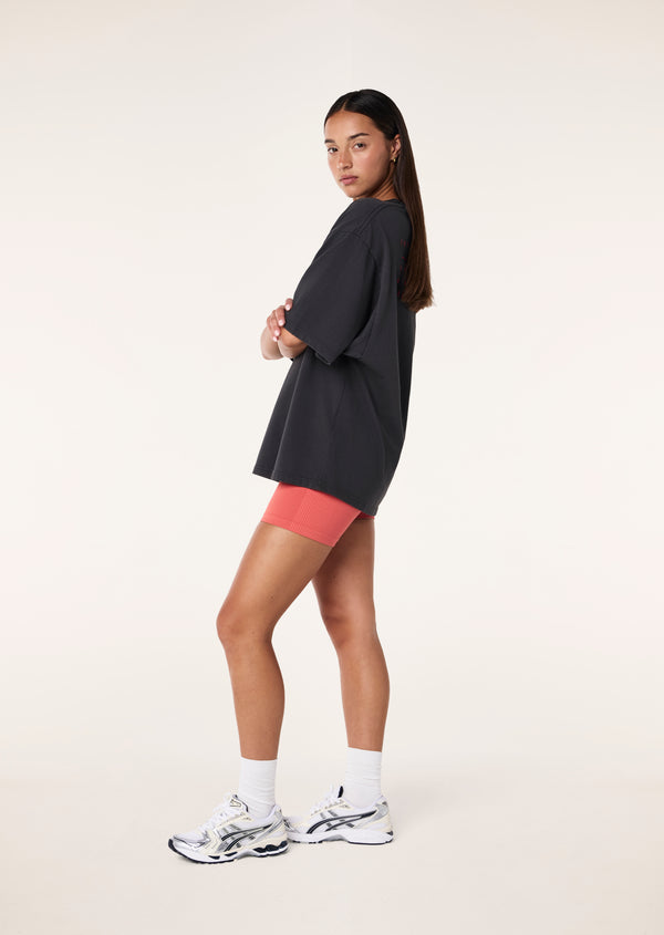 P.e Nation Playfield Tee In Washed Black