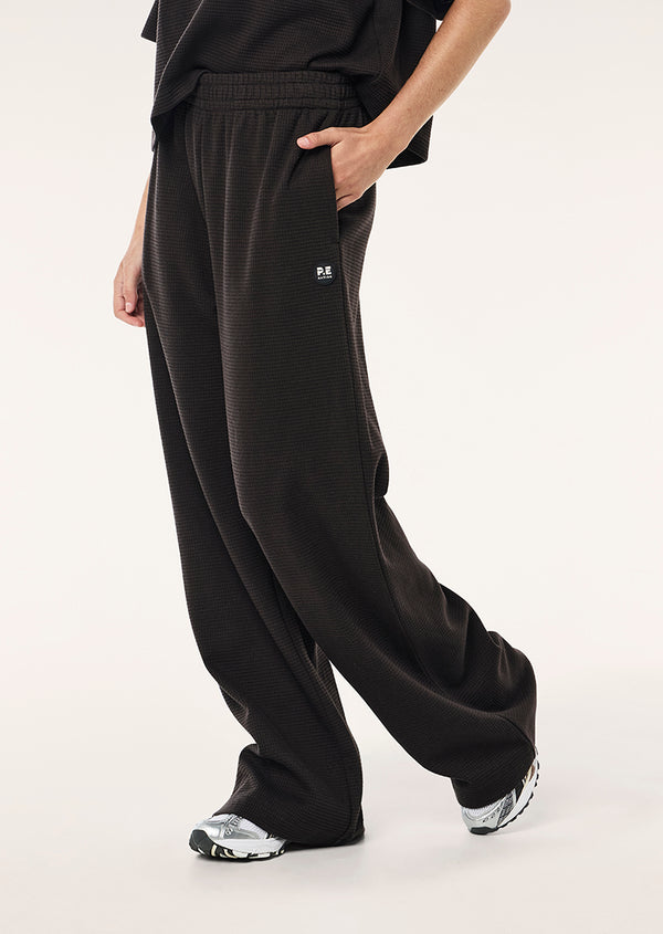 P.e Nation Printemps Waffle Trackpant In Licorice
