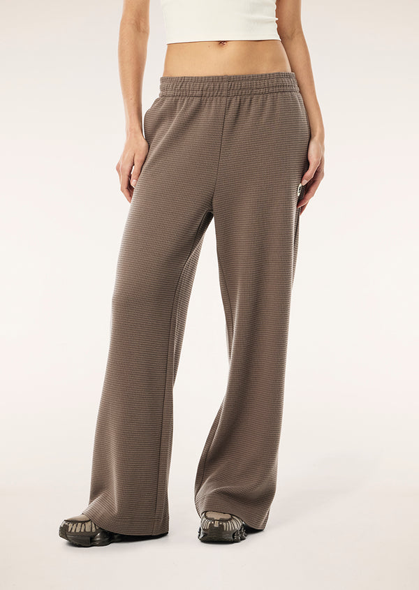 P.e Nation Printemps Waffle Trackpant In Walnut