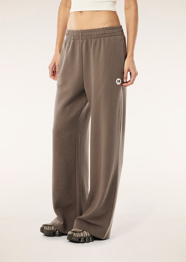 P.e Nation Printemps Waffle Trackpant In Walnut