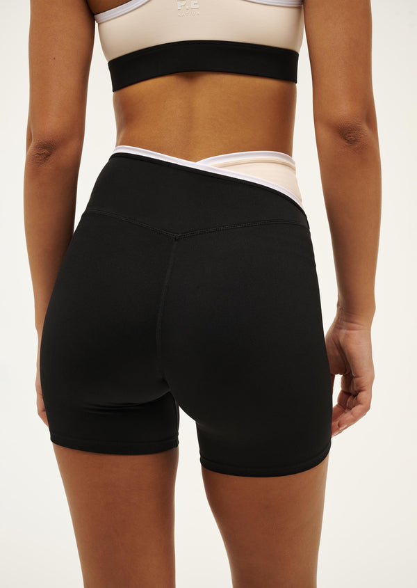 P.e Nation Status 5" Bike Short In Black