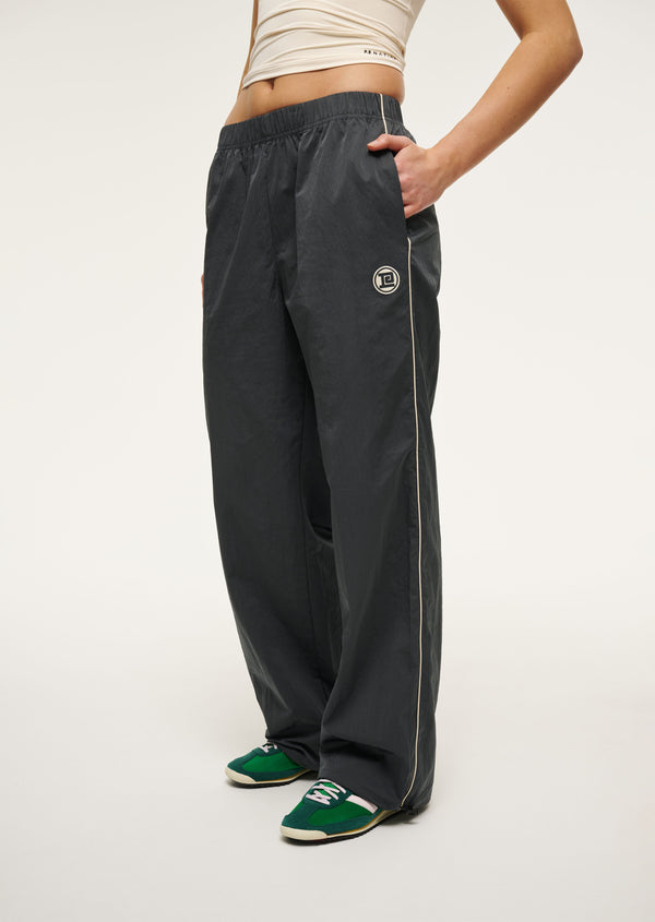 p.e nation Switchback pant in asphalt