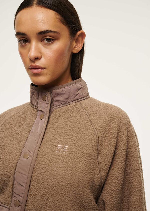 p.e nation Technique quilt jacket in fossil