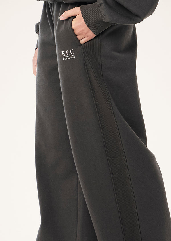 p.e nation Worldwide trackpant in washed black