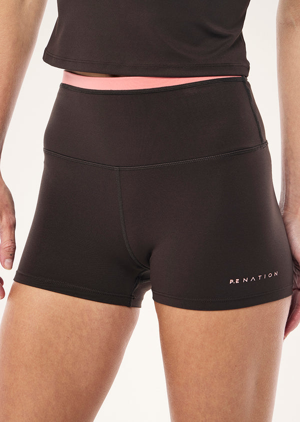 P.e Nation Vita 2.5" Bike Short In Licorice & Dusty Pink