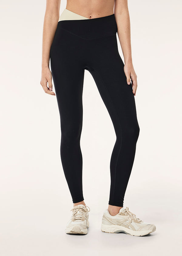 P.e Nation Wander Full Length Legging In Black & Biscuit