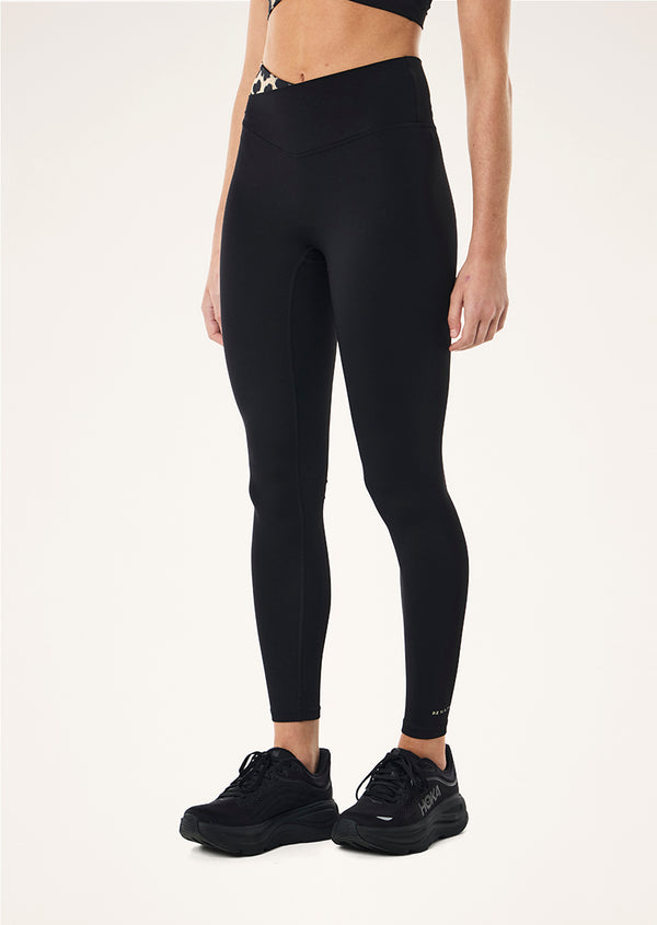 P.e Nation Wander Full Length Legging In Black & Leopard