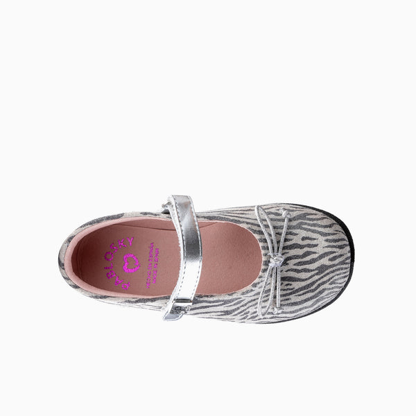 Pablosky Bailarinas De Niña Color Plata Con Cierre Adherente 361053