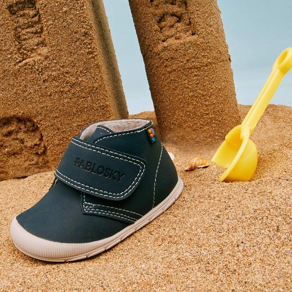 Pablosky Botas De Bebé Unisex Color Marino Con Cierre Adherente 059924