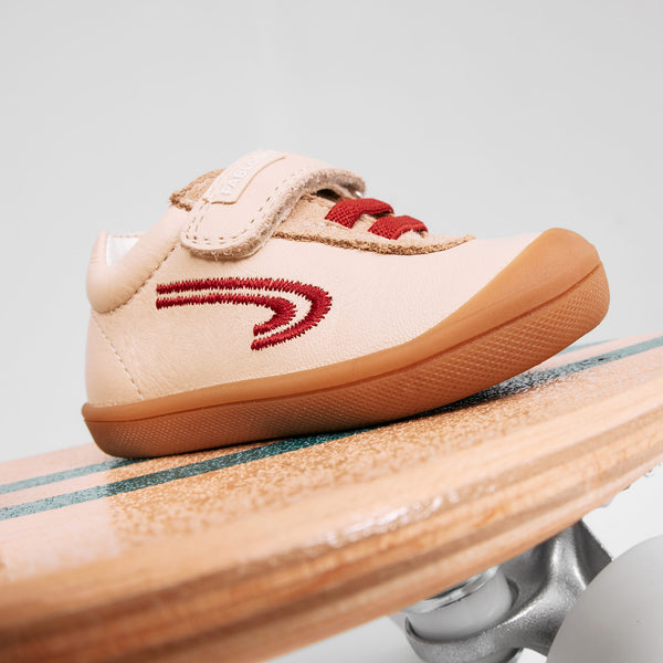 Pablosky Deportivos De Bebé Unisex Pablosky Color Beige De Piel Con Cierre Adherente 043830